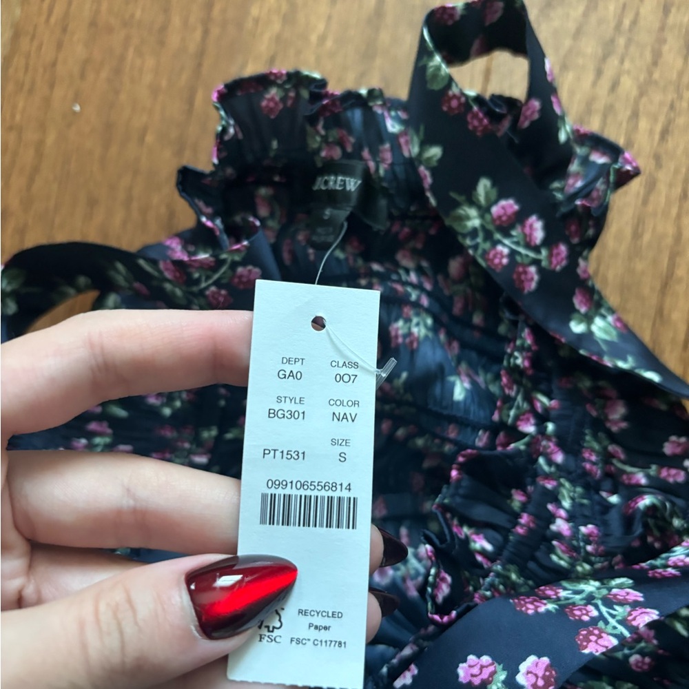 NWT J. Crew coquette Featherweight satin smocked tank top twilight berry small - Picture 4 of 5